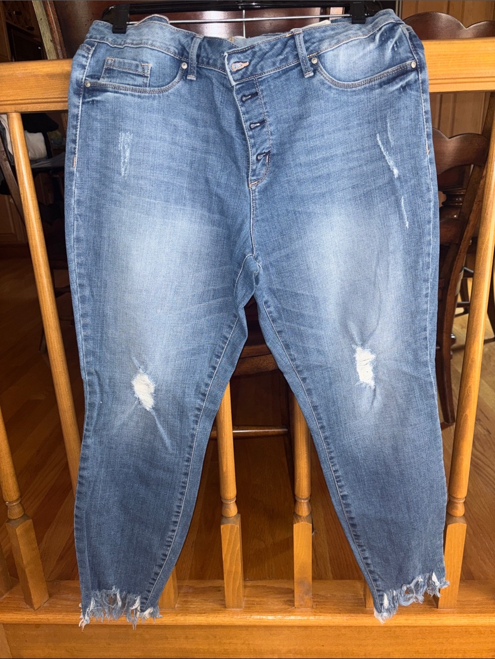 Jessica Simpson Women's Light Blue Distressed Skinny Jeans
